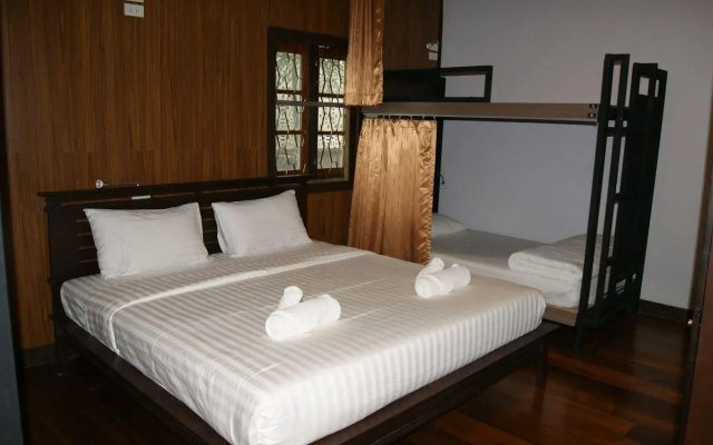 Yuan Hostel
