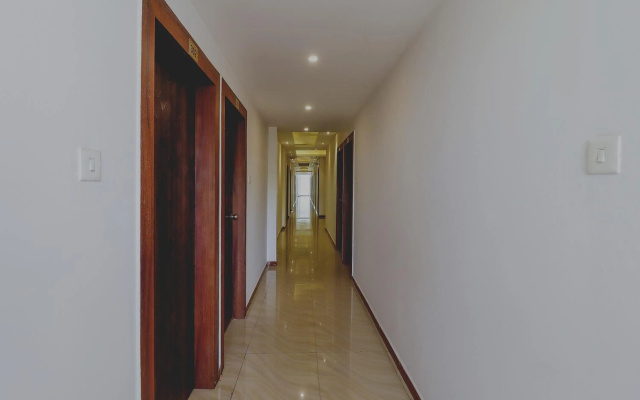 Super OYO Capital O 71598 Sai Arya Residency