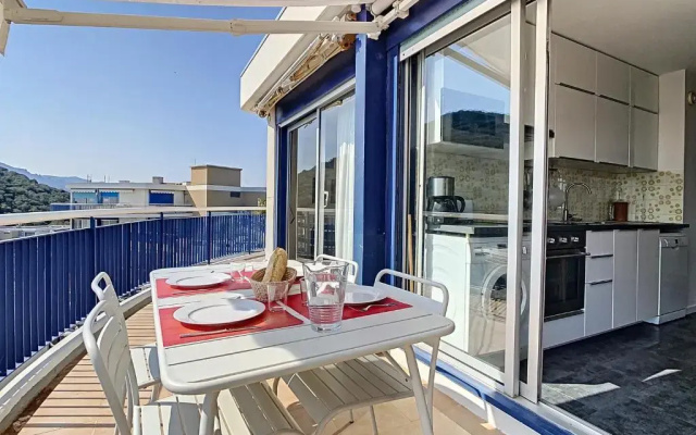 Beautiful apartment, near the sea, golf and shops