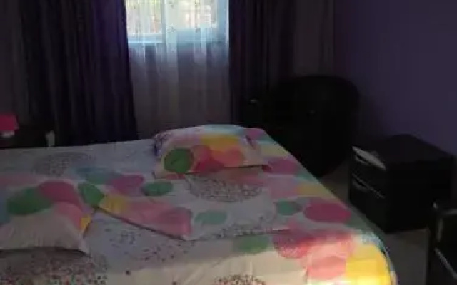 Hostel Max