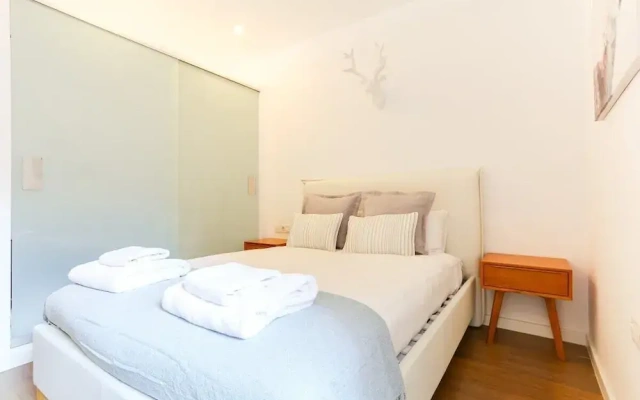 Beautiful Cosy 1 Bed Close to BCN