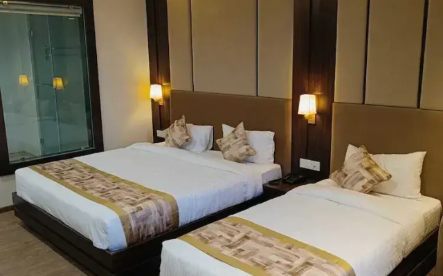 Hotel Raghukul Grand