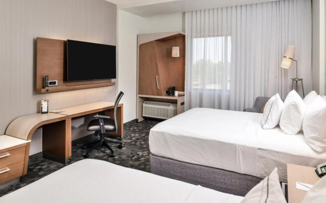 Courtyard by Marriott Charlotte Northlake