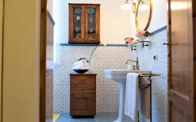 Beautiful Villa in Peccioli With Private Swimming Pool
