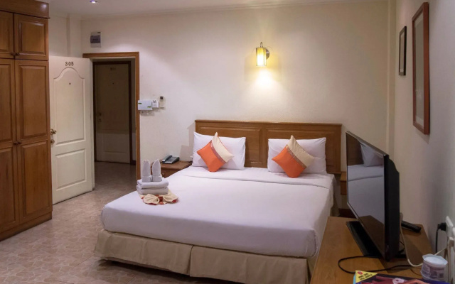 Secrets Hotel