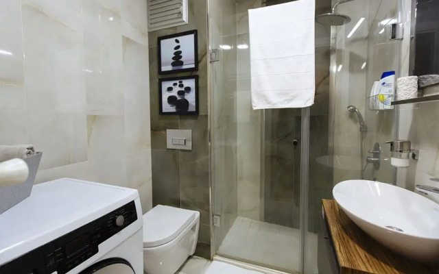 Rooftop Duplex at the Heart of Istanbul