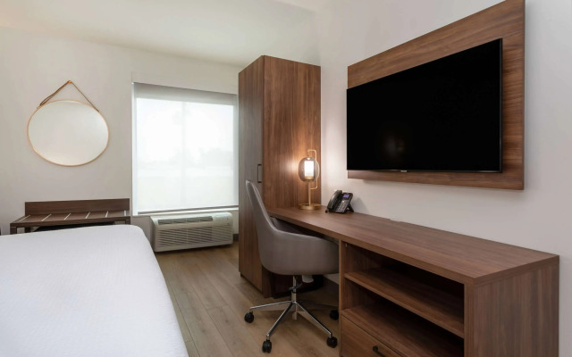 La Quinta Inn & Suites By Wyndham Galt Lodi North
