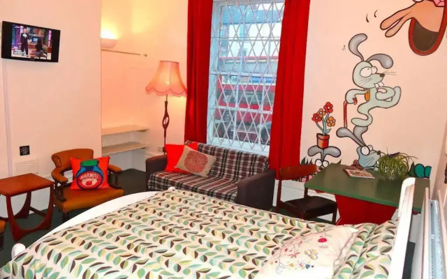 Igloo Backpackers Hostel & Annexe