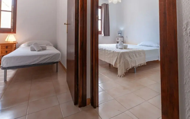 Fabulous Holiday Home in Miami Platja With Sea Views