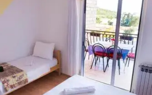 Apartmani Sutic & Restaurant San