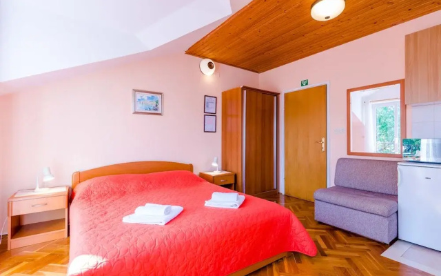 Apartments Mali Paradiso