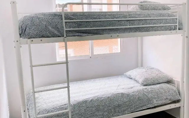 Hostel H8