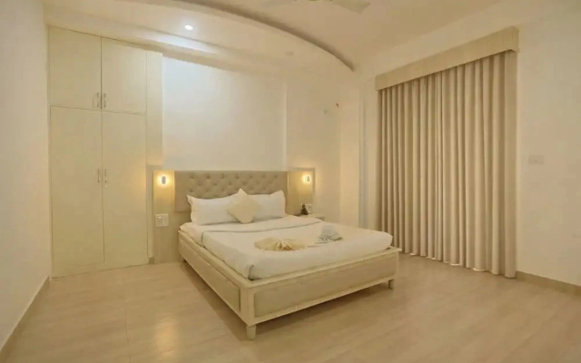 Citrine Hotel
