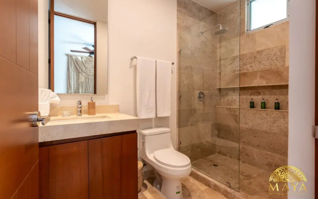 NHOA 107A Lux 2BR Condo Pool access in Aldea Zama