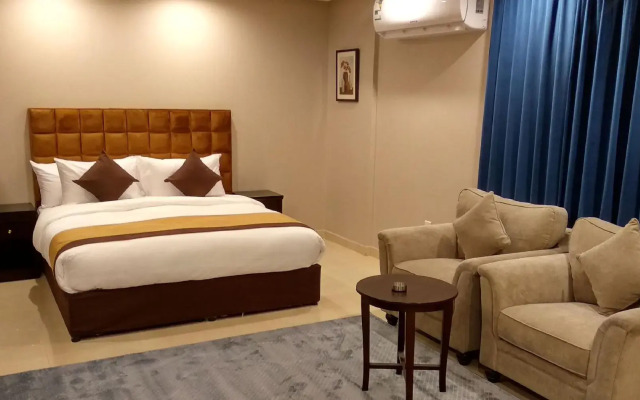Yan Apartments Hotel