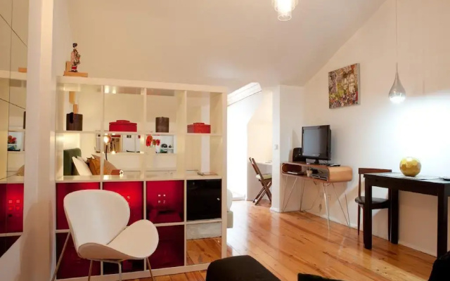 Flores Apartment