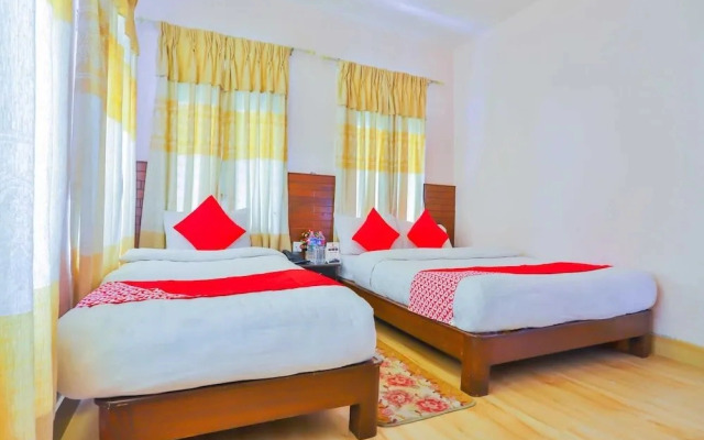 Oyo 647 Hotel Alpine Villa