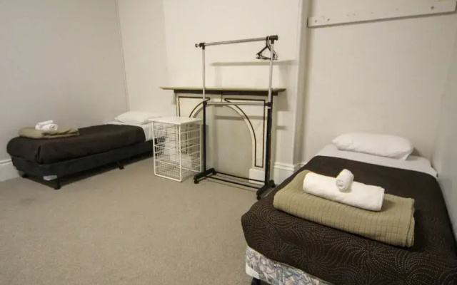 Seafield Tower Glenelg Apartment no 2