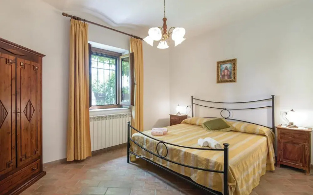 Stunning Home in Acquasparta -tr- With Wifi and 9 Bedrooms