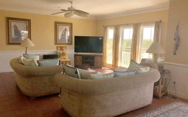Lazy Days - 6 Br Home