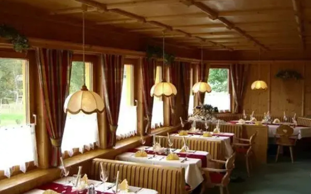 Hotel 4Jahreszeiten