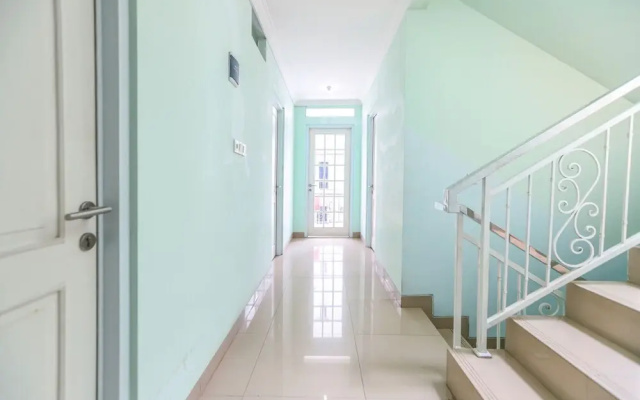 Studento Guest House by OYO Rooms