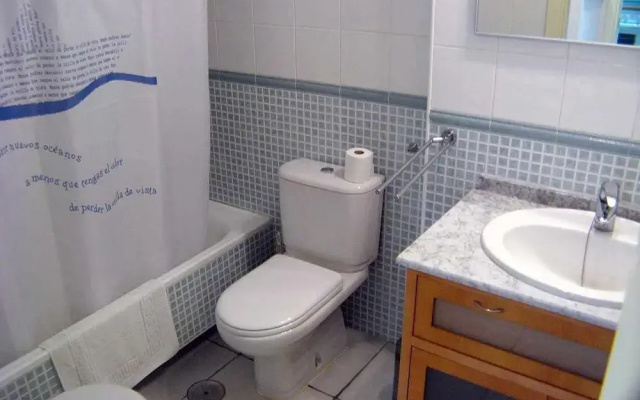 VenAVera E21B - 1 Bedroom/1Bath Beachfront WIFI