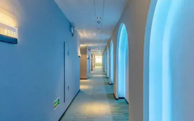 Chengxiao Wo Unmanned E-sports Hotel (Central City)
