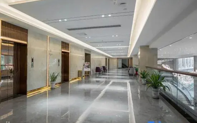 Longzeju International Hotel