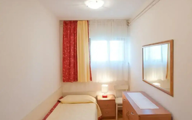 Sunny Street Apartments 2