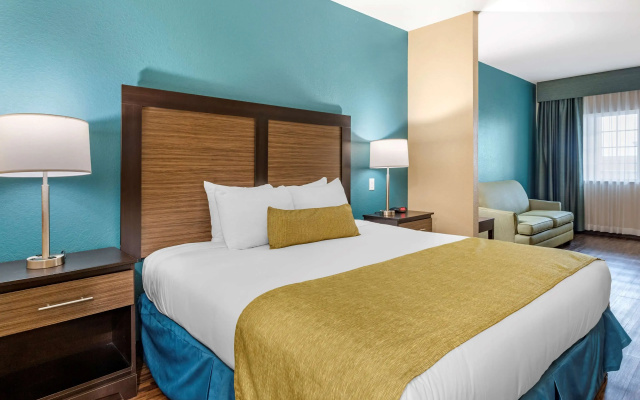 Best Western Plus Galveston Suites