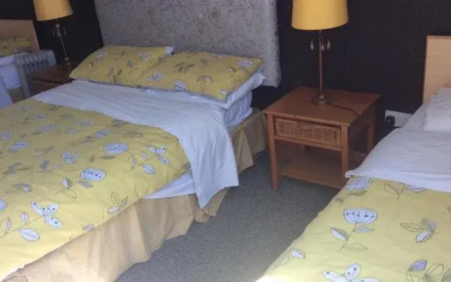 Coach House Suites