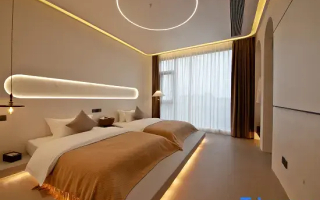Qujing Xiaohuayuan Yiju Homestay