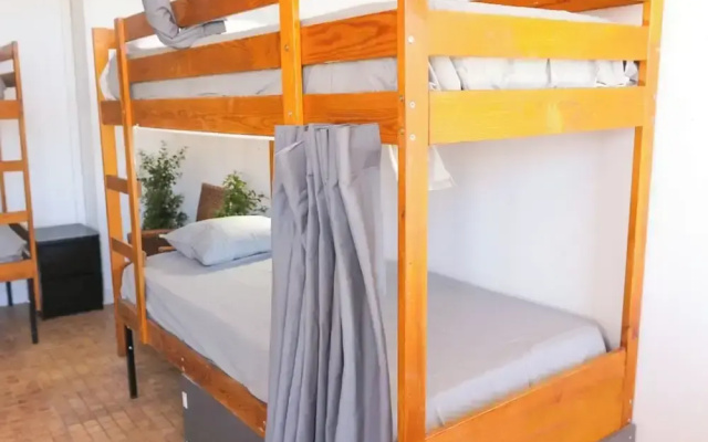 Ocean Nomads Hostel