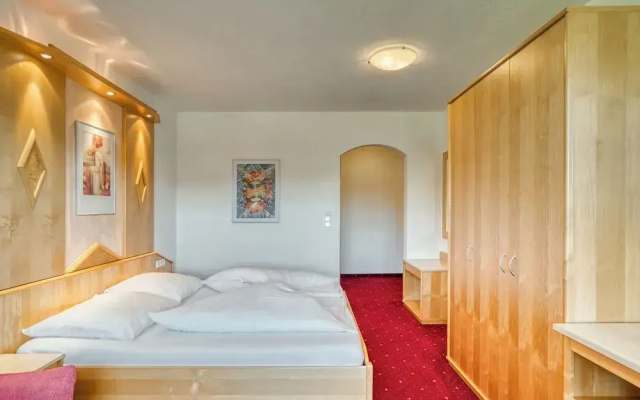 Hotel Alpenroyal Jerzens