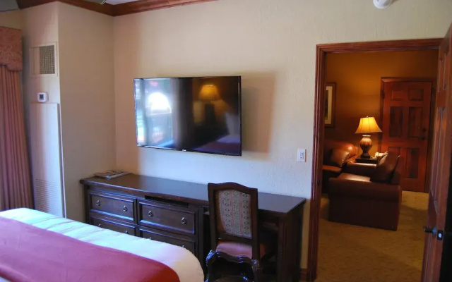 White Pines 1-BD at Westgate - Peak Mountain
