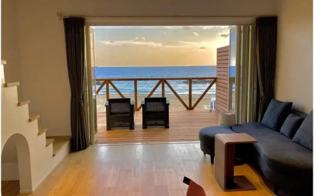 Ｌｏｖｅ＆ＰｅａｃｅＲｅｓｏｒｔ
