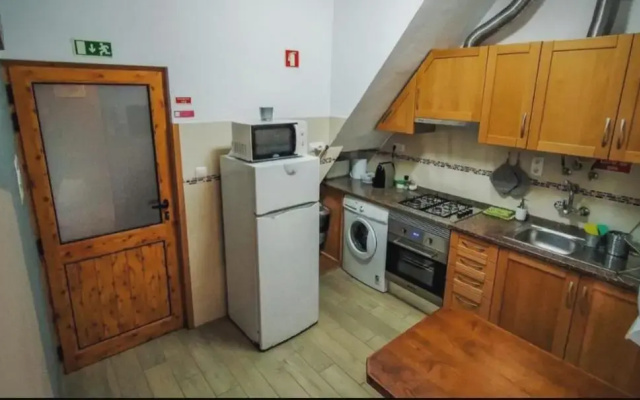 Roots Hostel
