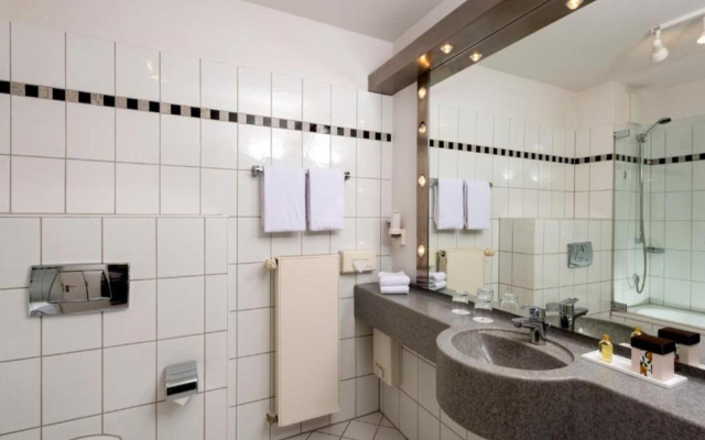 Sunday Resort Marina 3-bedroom Apartment