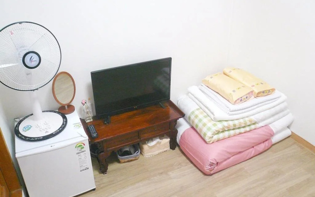 Yeondang Guest House