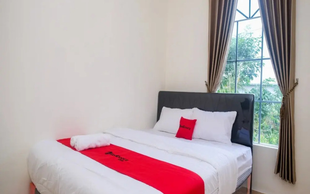 RedDoorz Near Terminal Bus Purwokerto
