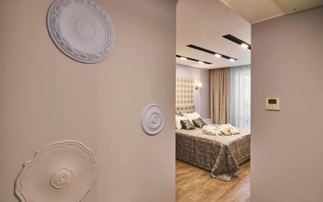 Light Hotel