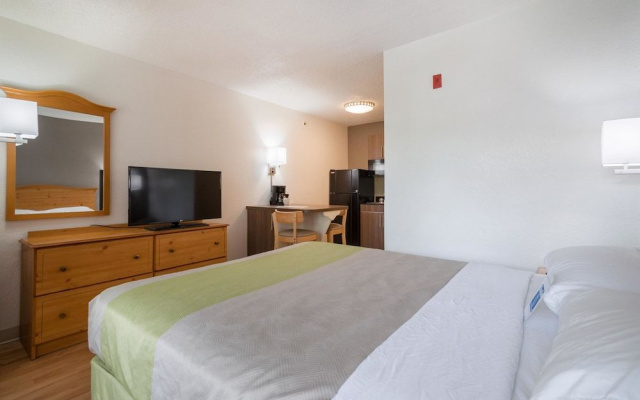 Studio 6 Extended Stay - Roswell, GA - Atlanta