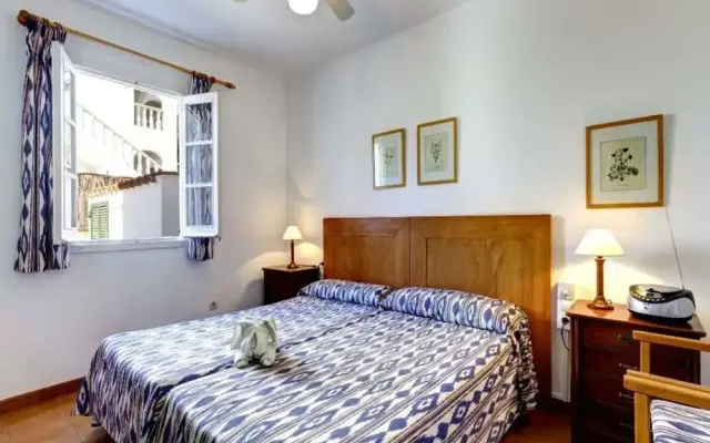 107610 - Apartment in Cala Blanca