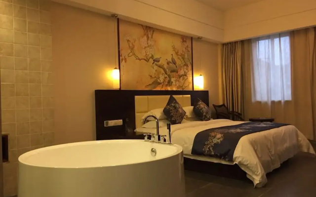 Anji PengYue Hotel