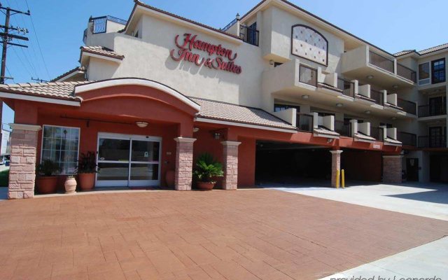 Отель Hampton Inn & Suites Hermosa Beach США, Хермоcа-Бич - отзывы, цены и фото номеров - забронировать отель Hampton Inn & Suites Hermosa Beach онлайн вид на фасад