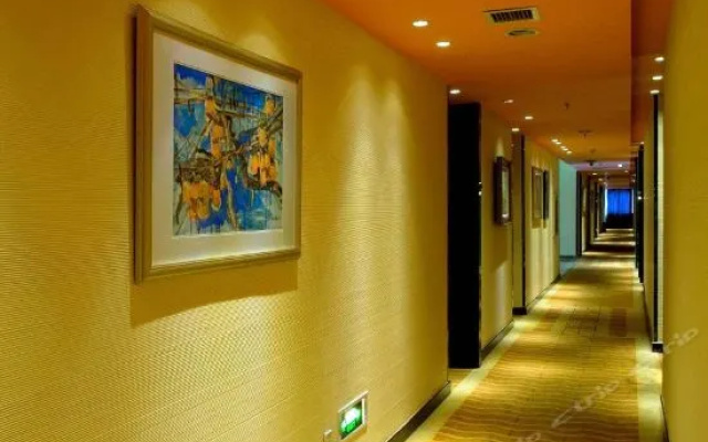 Homeinn Fairyland Hotel (Linhai Yintaicheng)