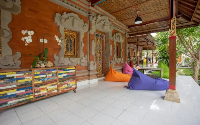 Nushe Hostel & Room By Zuzu