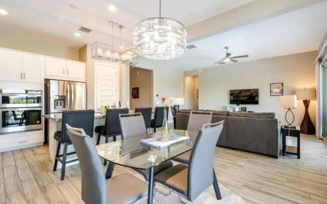 Goodyear Vacation Rental - Private Pool & Fire Pit