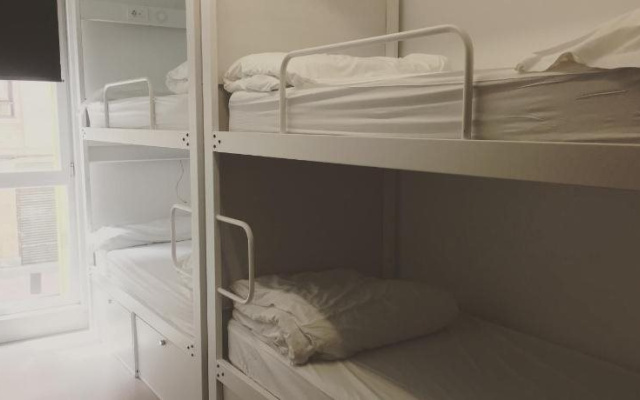Ganbara Hostel